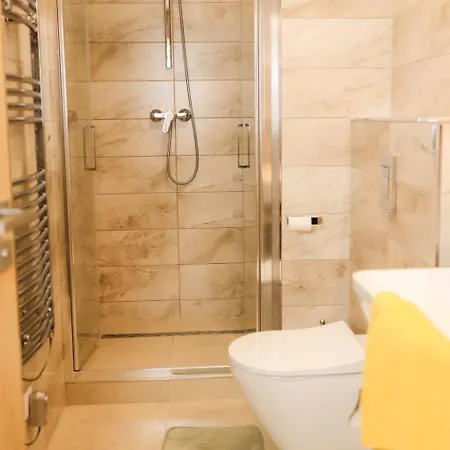 Lanovka 1050-4 By Interhome